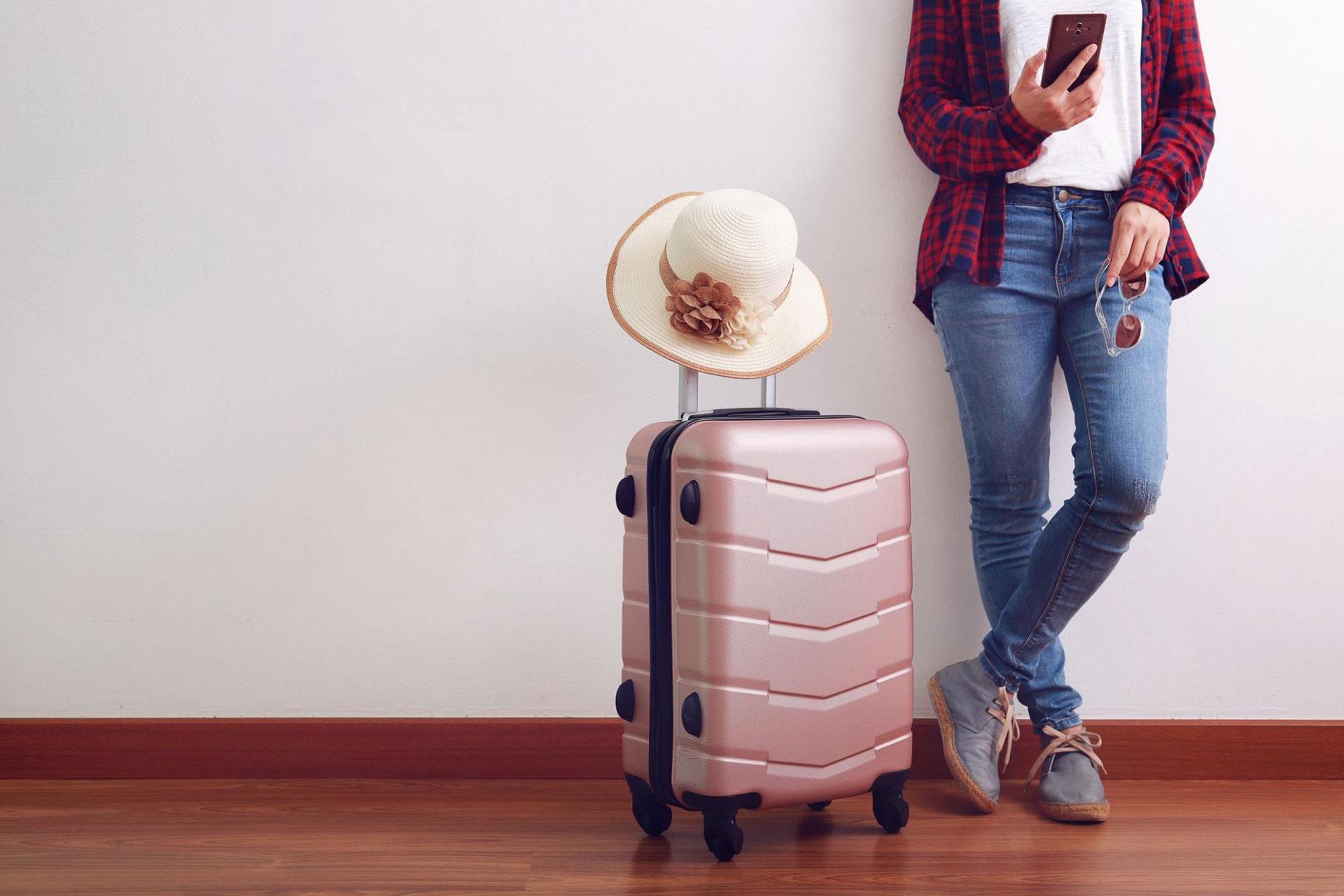 smart ways to store your luggages
